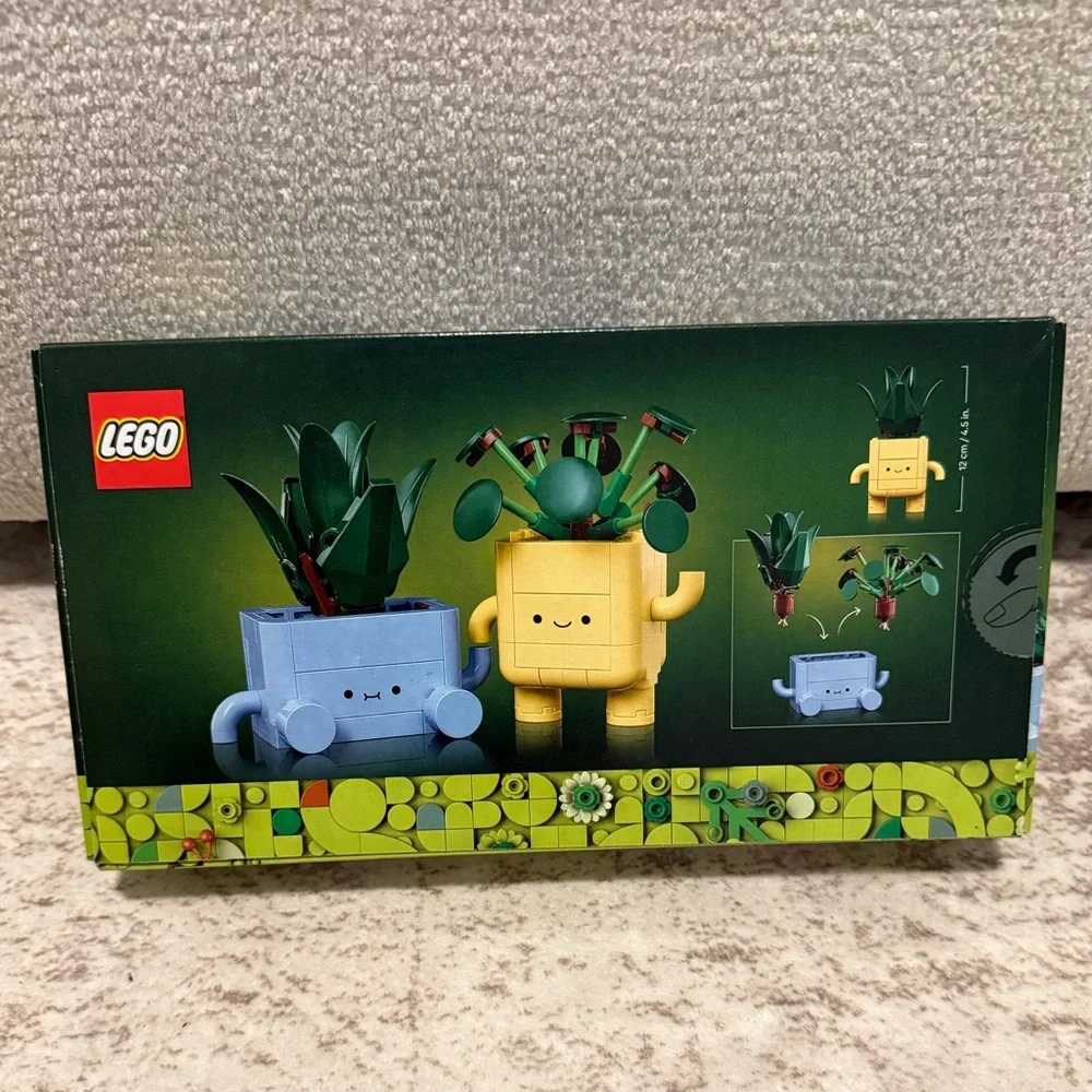 Lego Botanicals Happy Plants